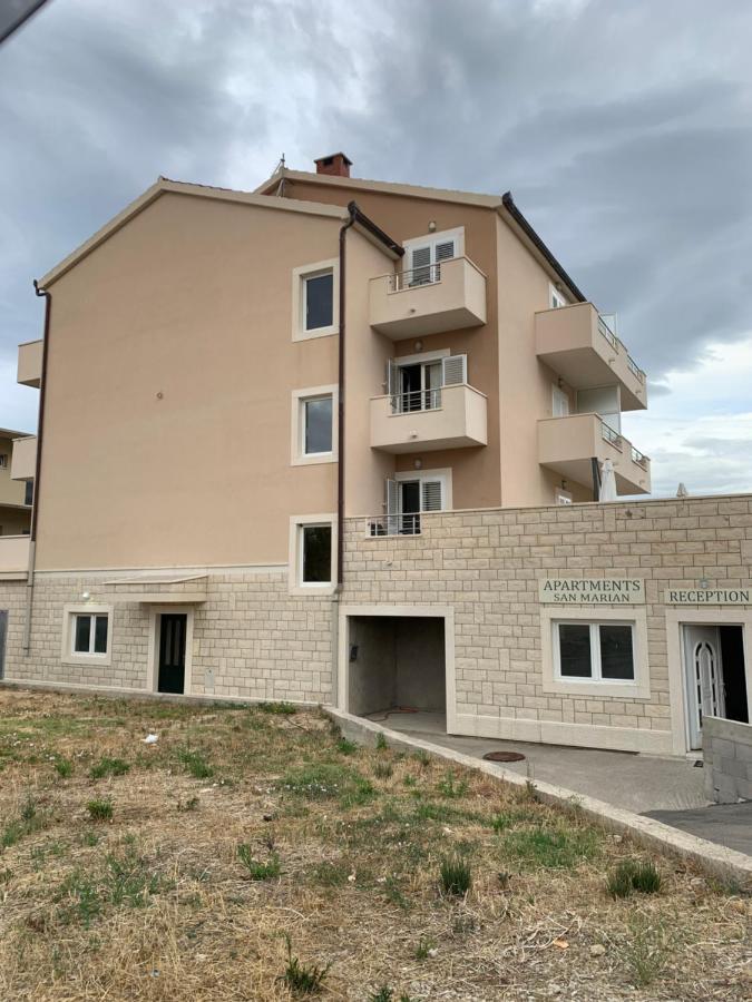 Apartmani Dubrava Podstrana Eksteriør billede