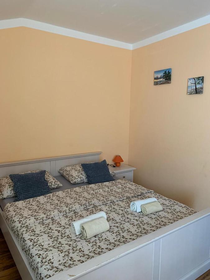 Apartmani Dubrava Podstrana Eksteriør billede
