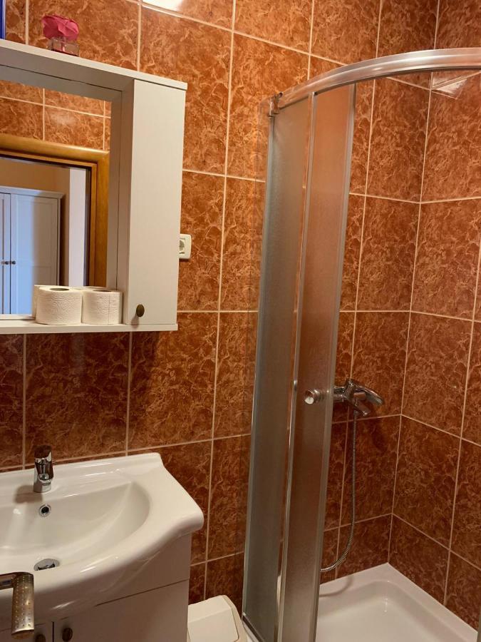 Apartmani Dubrava Podstrana Eksteriør billede